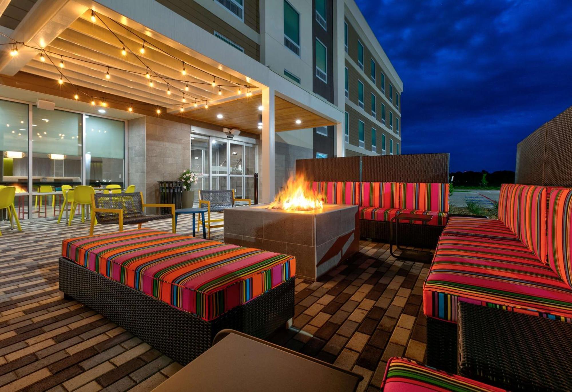 Home2 Suites By Hilton El Campo Esterno foto